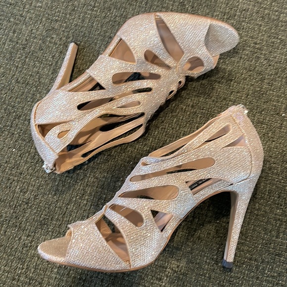 Ever New gold sparkle open toe heels (sz 40) - Picture 2 of 8